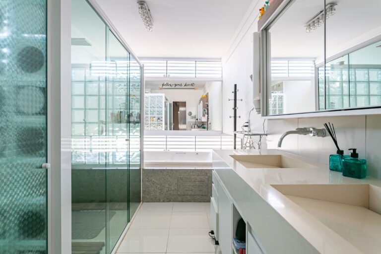 Casa em condomínio no Córrego Grande