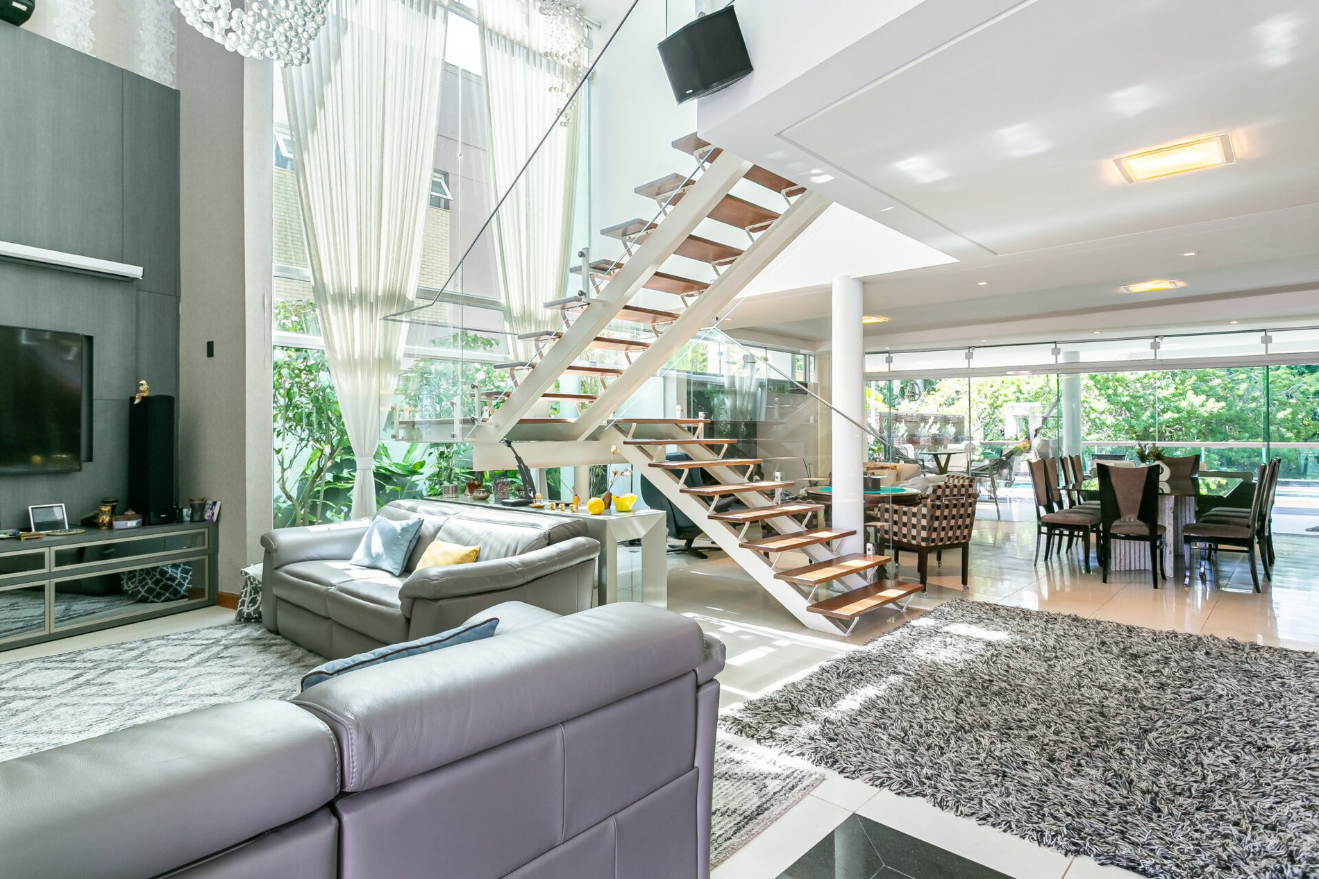 Casa em condomínio no Córrego Grande