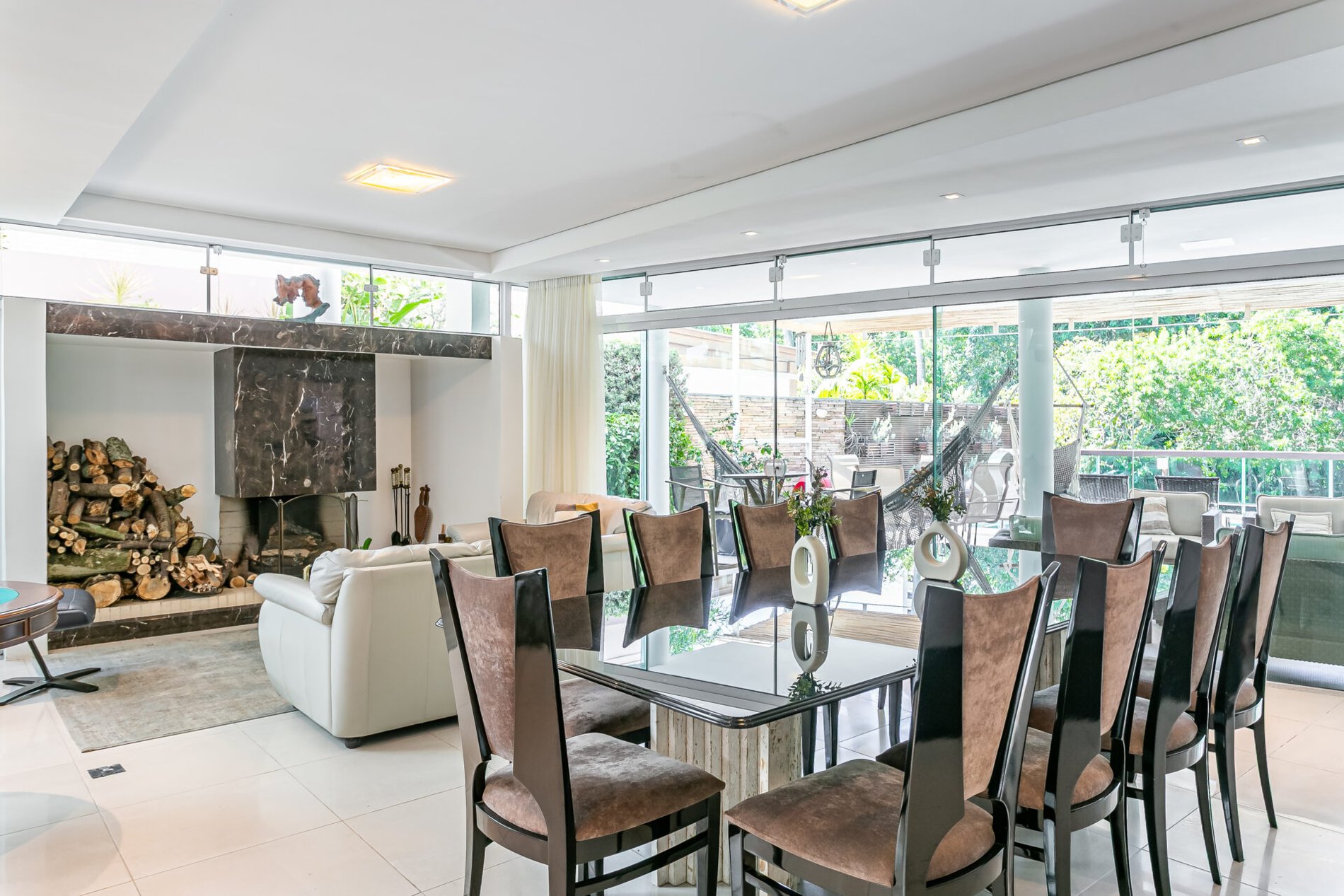 Casa em condomínio no Córrego Grande