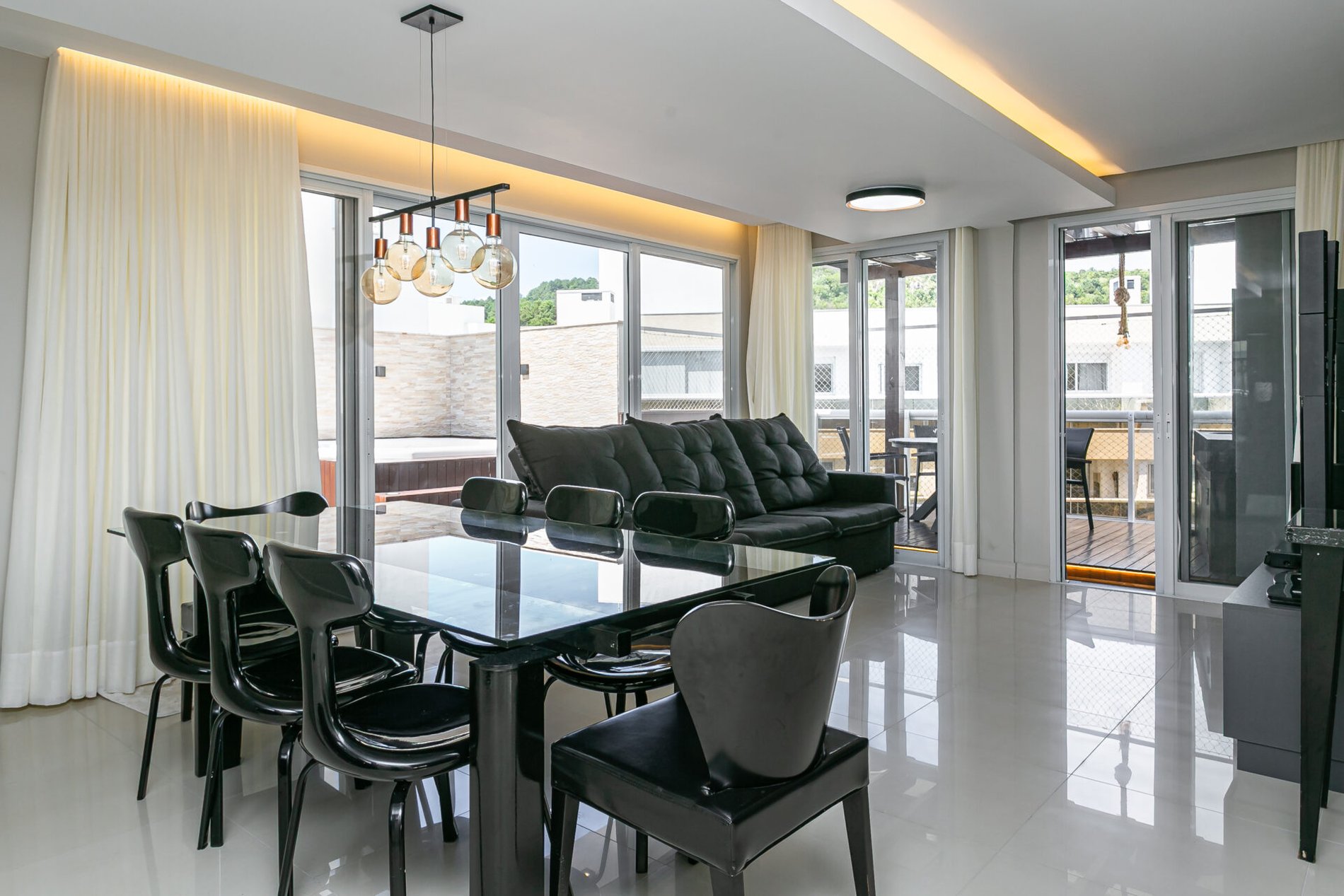 Cobertura no Brisas de Jurerê