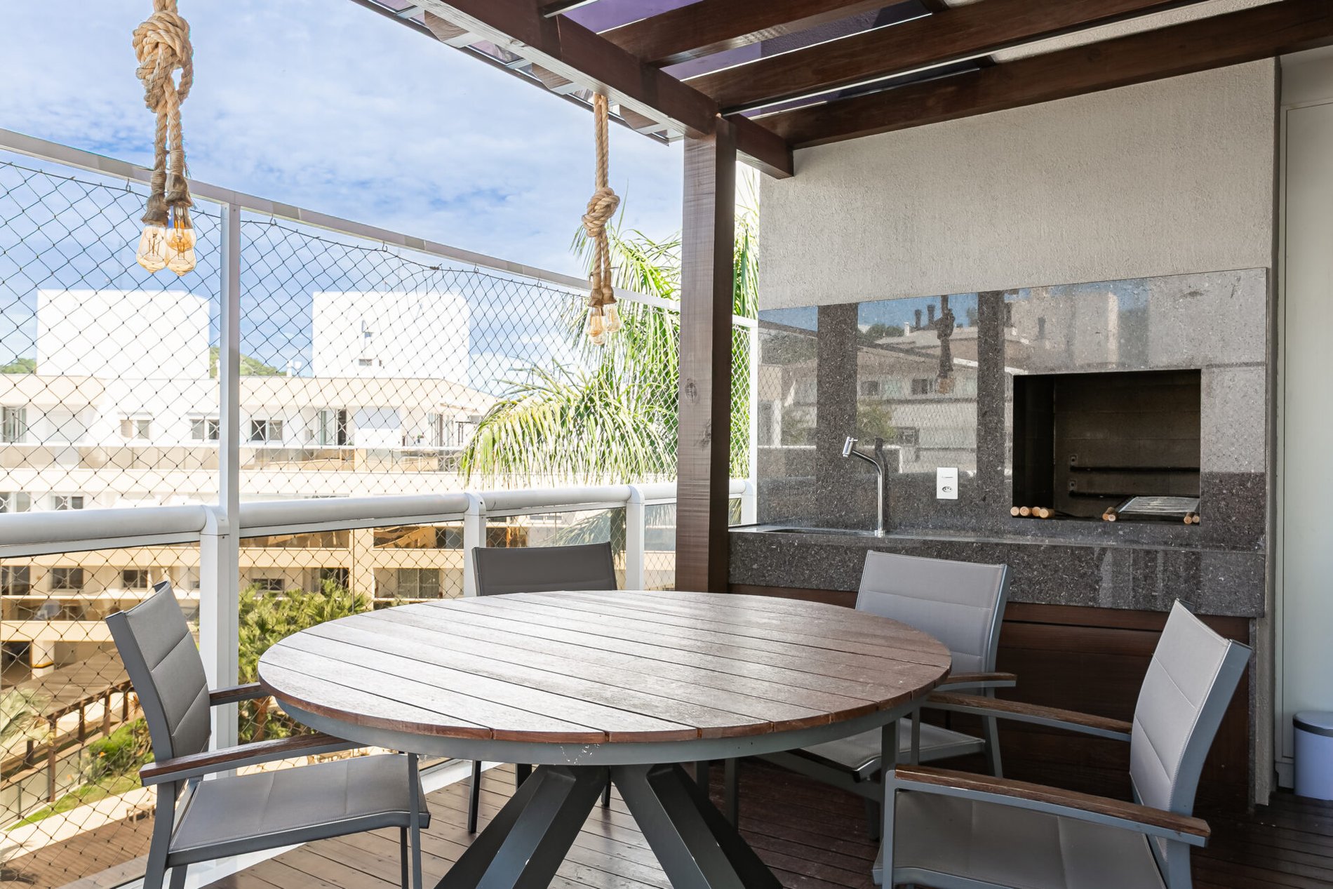 Cobertura no Brisas de Jurerê