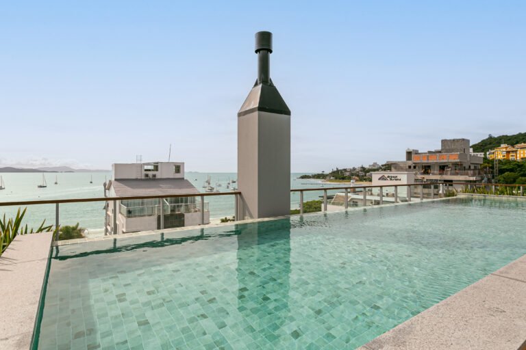 Apartamento com vista mar no Dom Jurerê