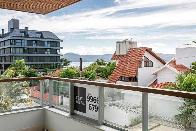 Apartamento com vista mar no Dom Jurerê