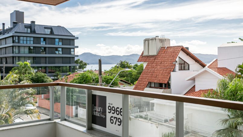 Apartamento com vista mar no Dom Jurerê