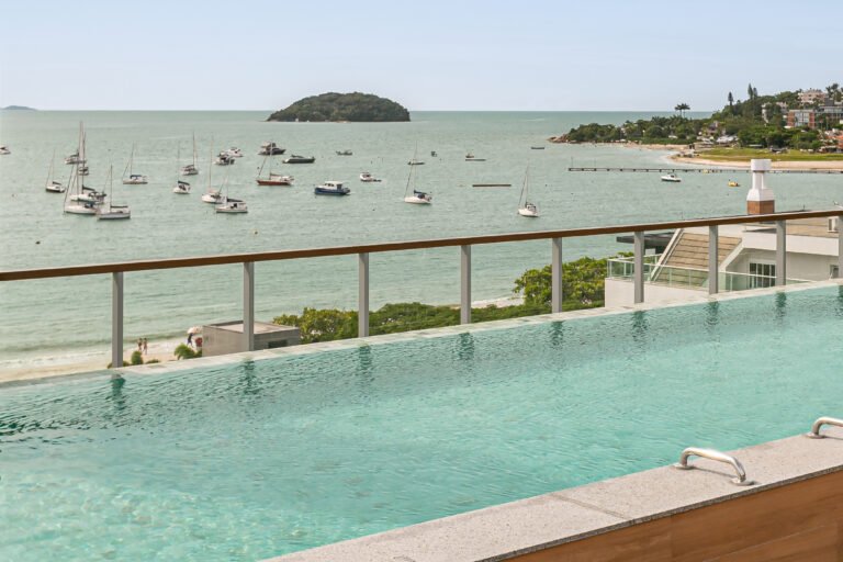 Apartamento com vista mar no Dom Jurerê