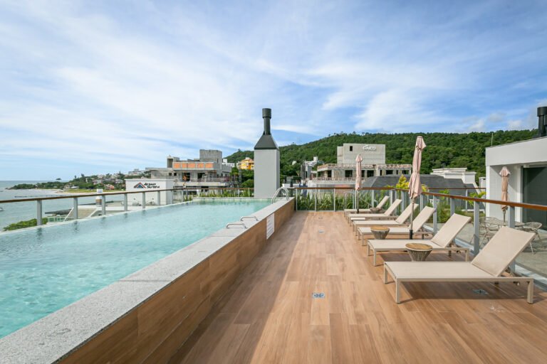 Apartamento com vista mar no Dom Jurerê