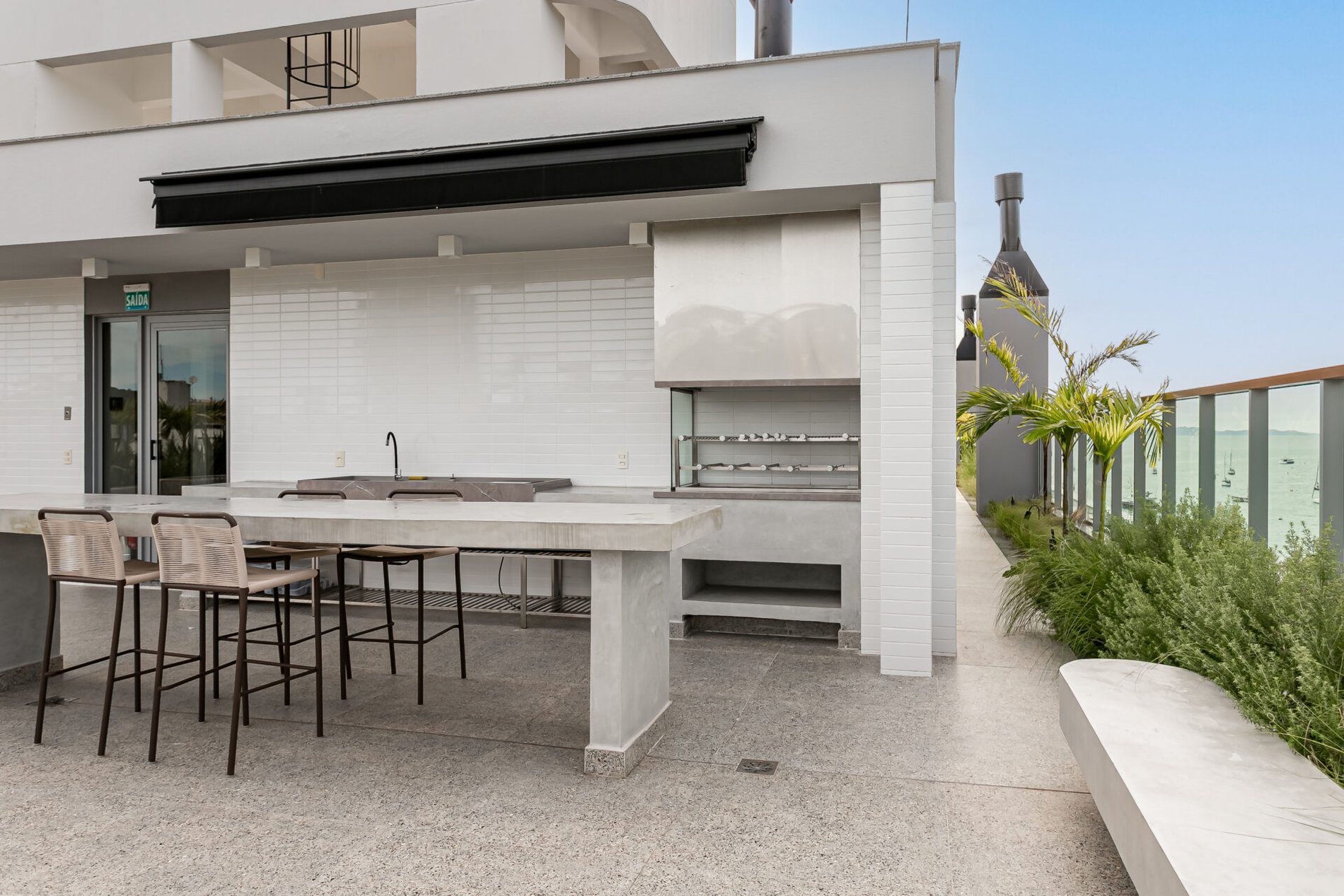Apartamento com vista mar no Dom Jurerê