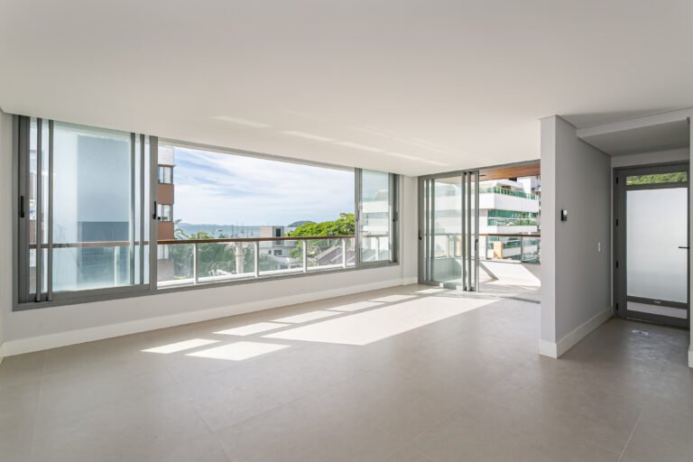 Apartamento com vista mar no Dom Jurerê