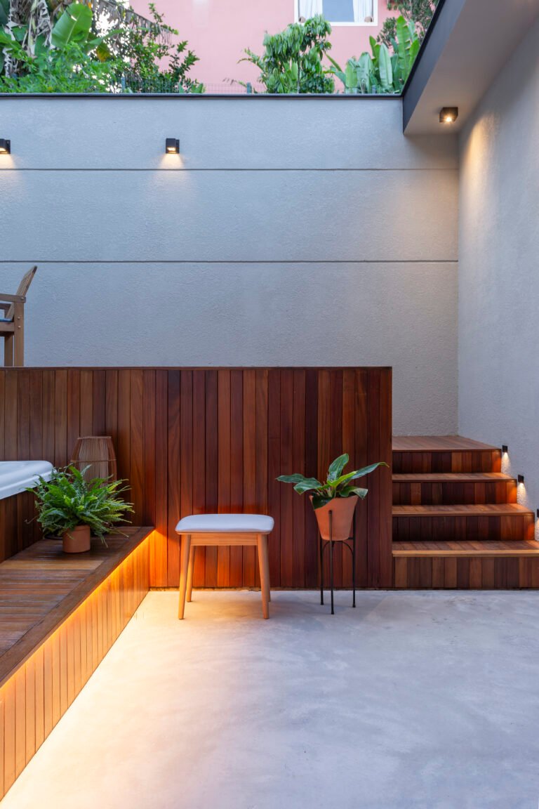 Casa no condomínio Bosque Dourado na Trindade