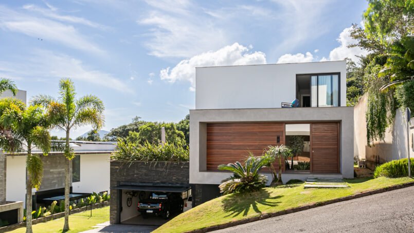 Casa no condomínio Madre Bertha no Cacupé, Florianópolis