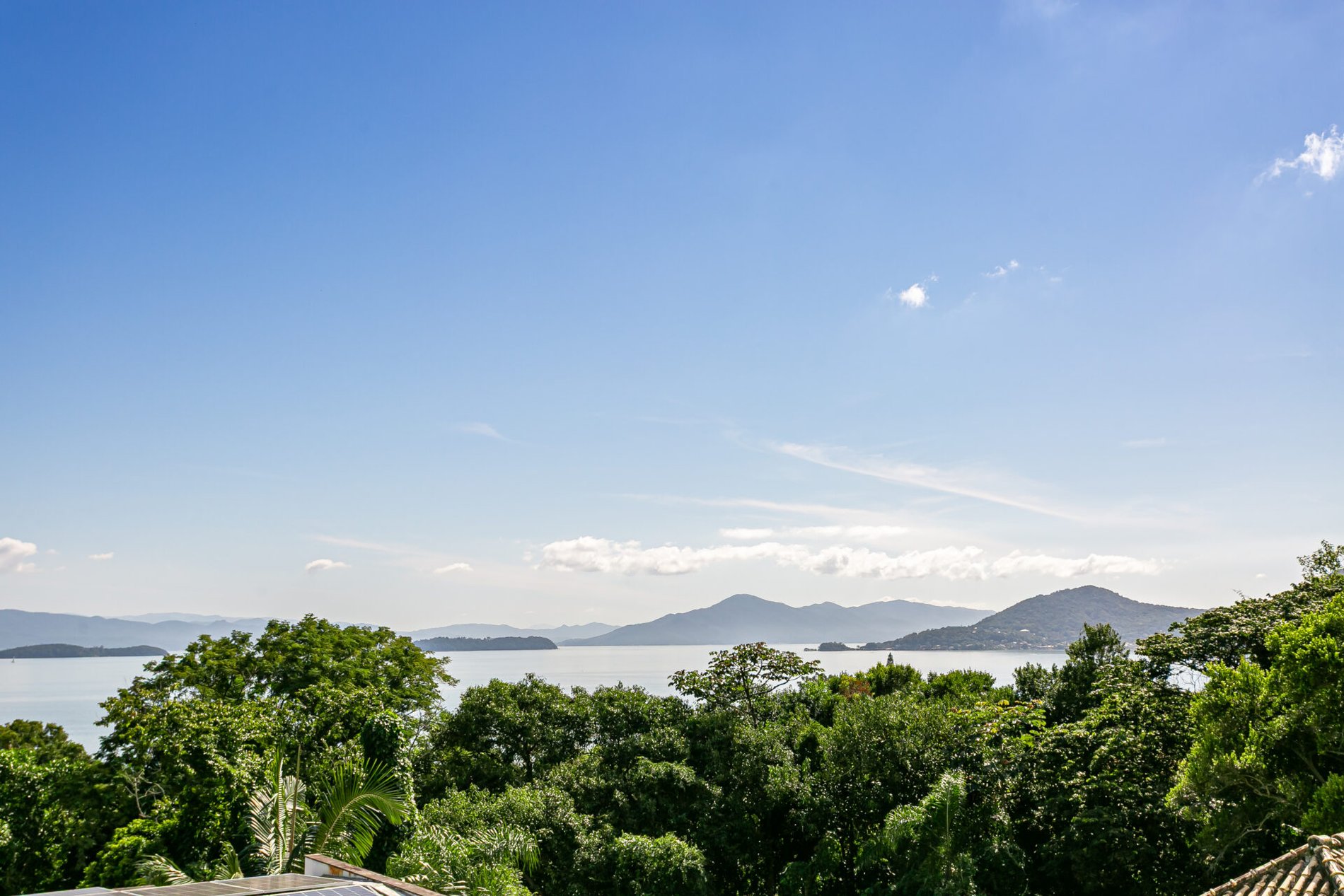 Casa no condomínio Madre Bertha no Cacupé, Florianópolis