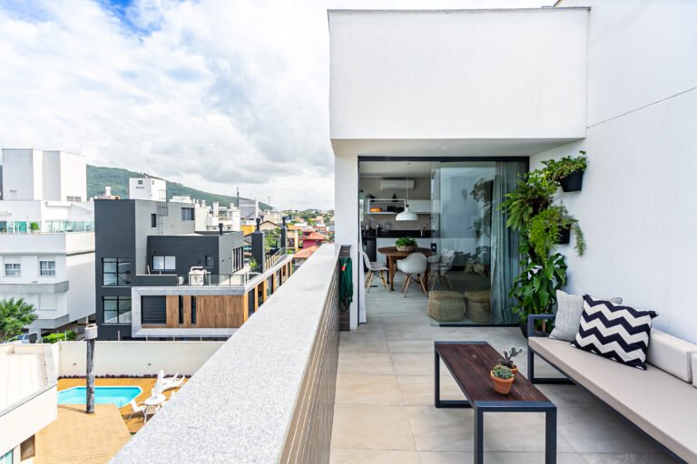 Cobertura no Novo Campeche em Florianópolis