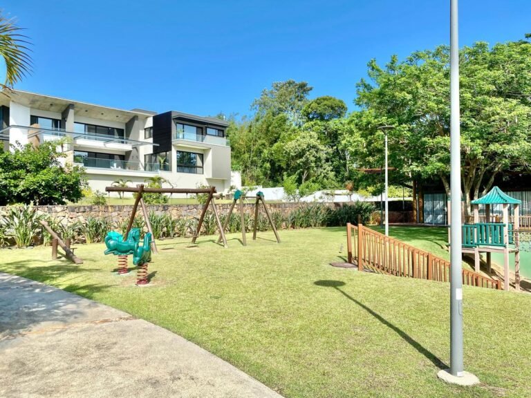 Terreno no condomínio Vivá Residence no Cacupé