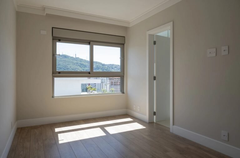 Apartamento no WOK de 3 suítes no Centro de Florianópolis