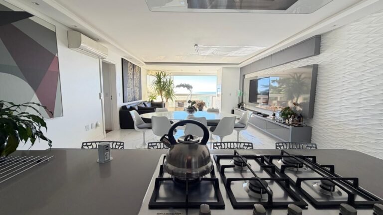 Apartamento frente mar em Canasvieiras