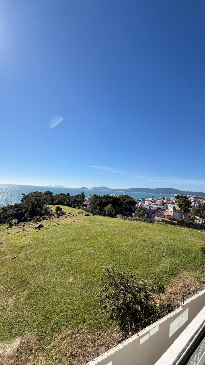 Apartamento frente mar em Canasvieiras