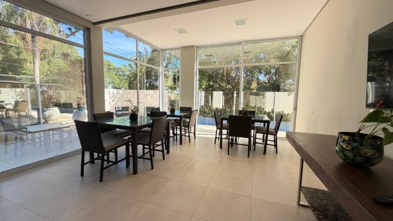 Apartamento frente mar em Canasvieiras