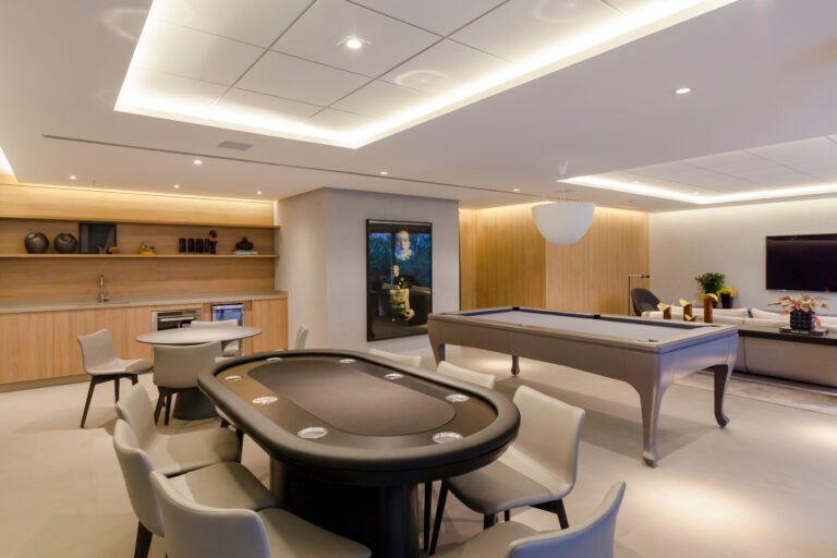 Apartamento com 4 Suítes no Opera House | Woa Beiramar
