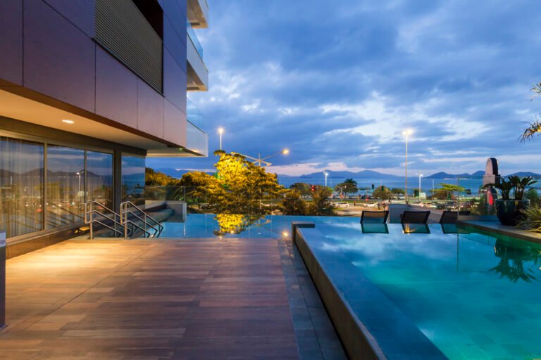 Apartamento com 4 Suítes no Opera House | Woa Beiramar