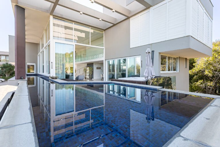 Casa no condomínio Vivá Residence no Cacupé
