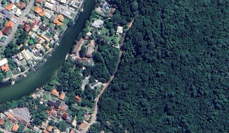 Terreno com projeto aprovado | Barra da Lagoa em Florianópolis
