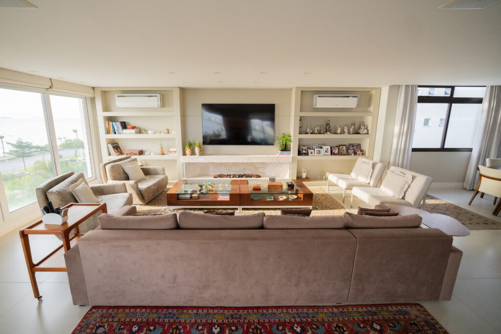 Apartamento com 3 Suítes | Beiramar de Florianópolis