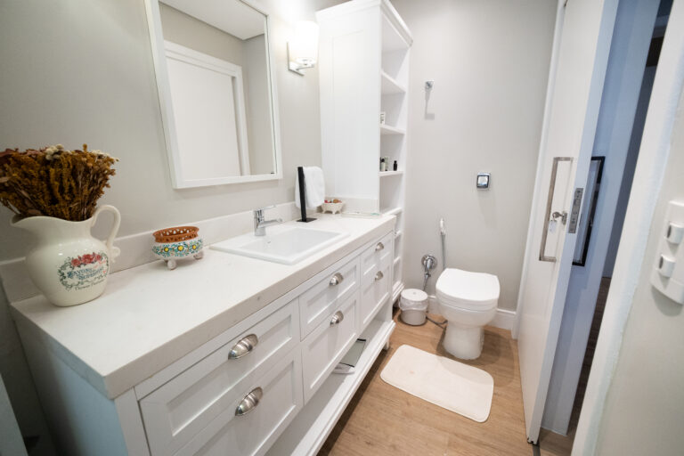 Apartamento com 3 Suítes | Beiramar de Florianópolis