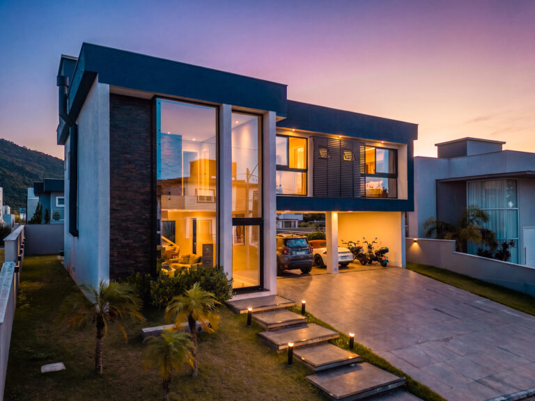 Casa em condomínio mobiliada | Ingleses