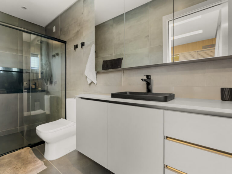 Casa em condomínio mobiliada | Ingleses