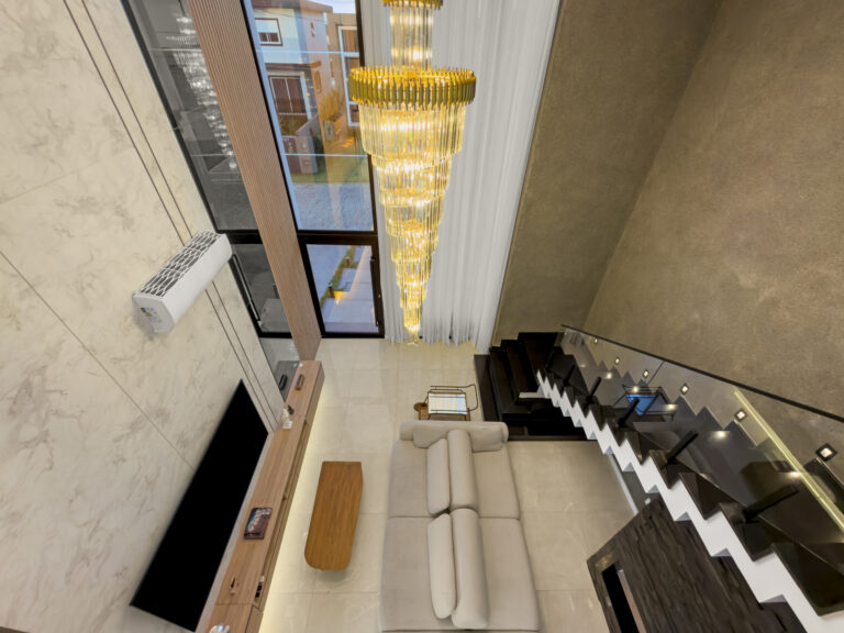 Casa em condomínio mobiliada | Ingleses