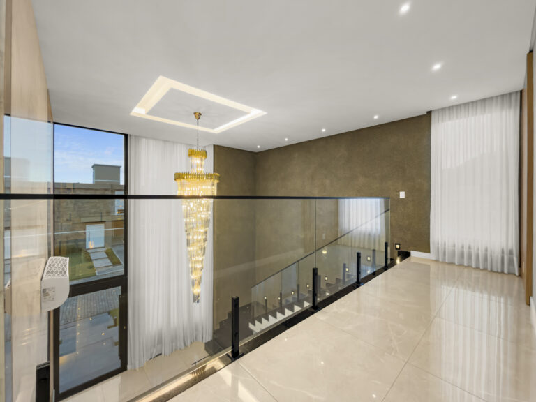 Casa em condomínio mobiliada | Ingleses