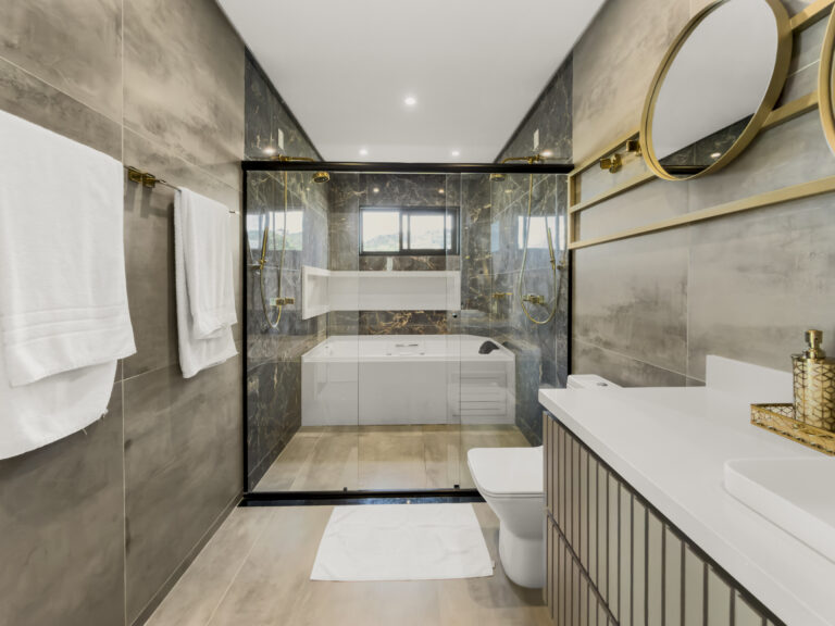 Casa em condomínio mobiliada | Ingleses