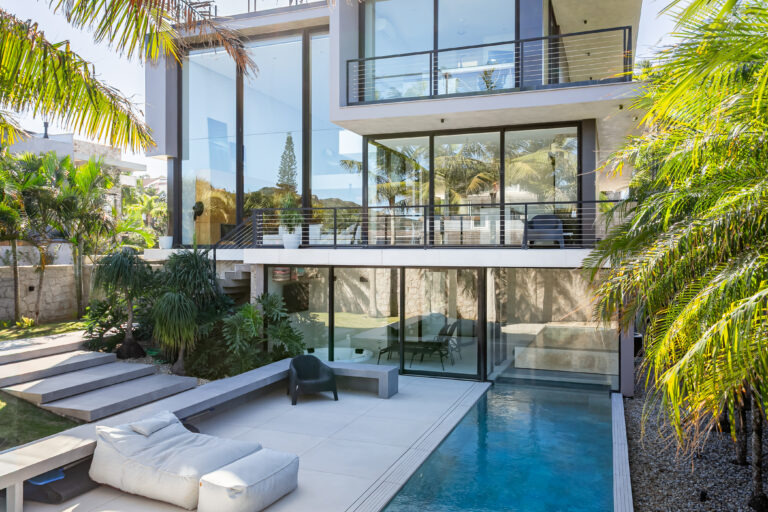 Casa na Praia Mole | Assinatura Giovanni Bonetti — Florianópolis