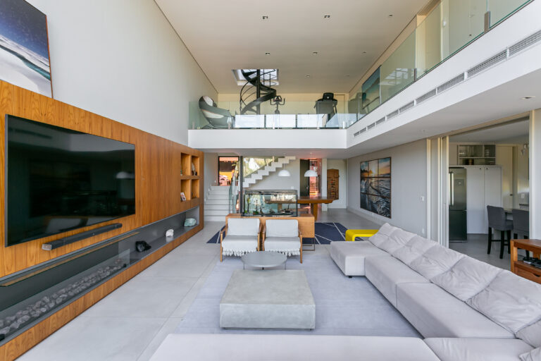Casa na Praia Mole | Assinatura Giovanni Bonetti — Florianópolis