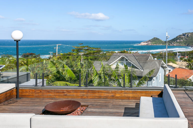 Casa na Praia Mole | Assinatura Giovanni Bonetti — Florianópolis