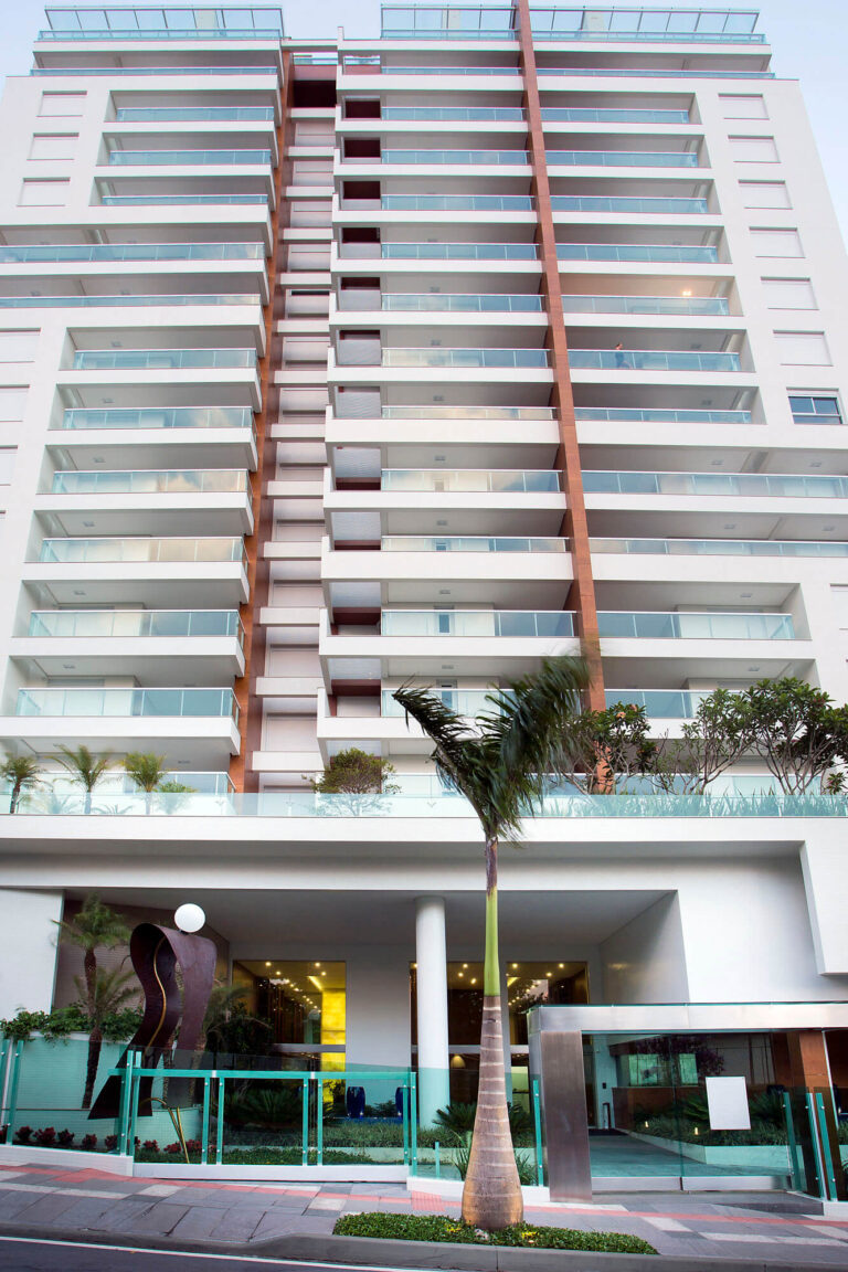 Apartamento na Beira-Mar de Florianópolis | Soprano Hall