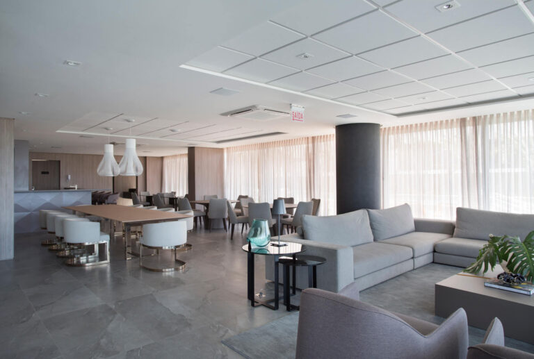 Apartamento na Beira-Mar de Florianópolis | Sonata Place